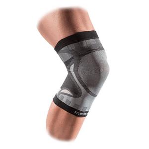 McDavid Freelastics Knee Sleeve 5140